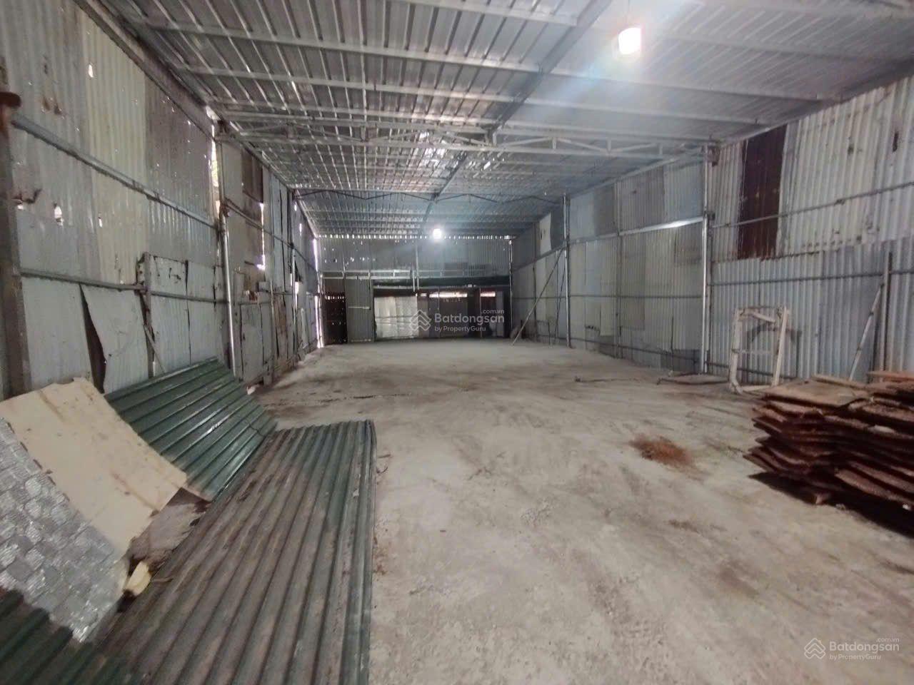 Cho thuê kho xưởng đường Sa Đôi, Đại Mỗ, DT 360m2 - 210m2 - 150m2, điện 3fa, nước sạch, xe công vào