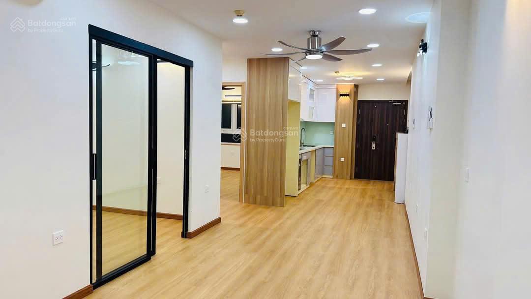 Chuyển công tác cần bán nhanh căn hộ Phúc Yên 1, Tân Bình, 104m2 -3PN-2WC căn góc nhà mới, có Sổ