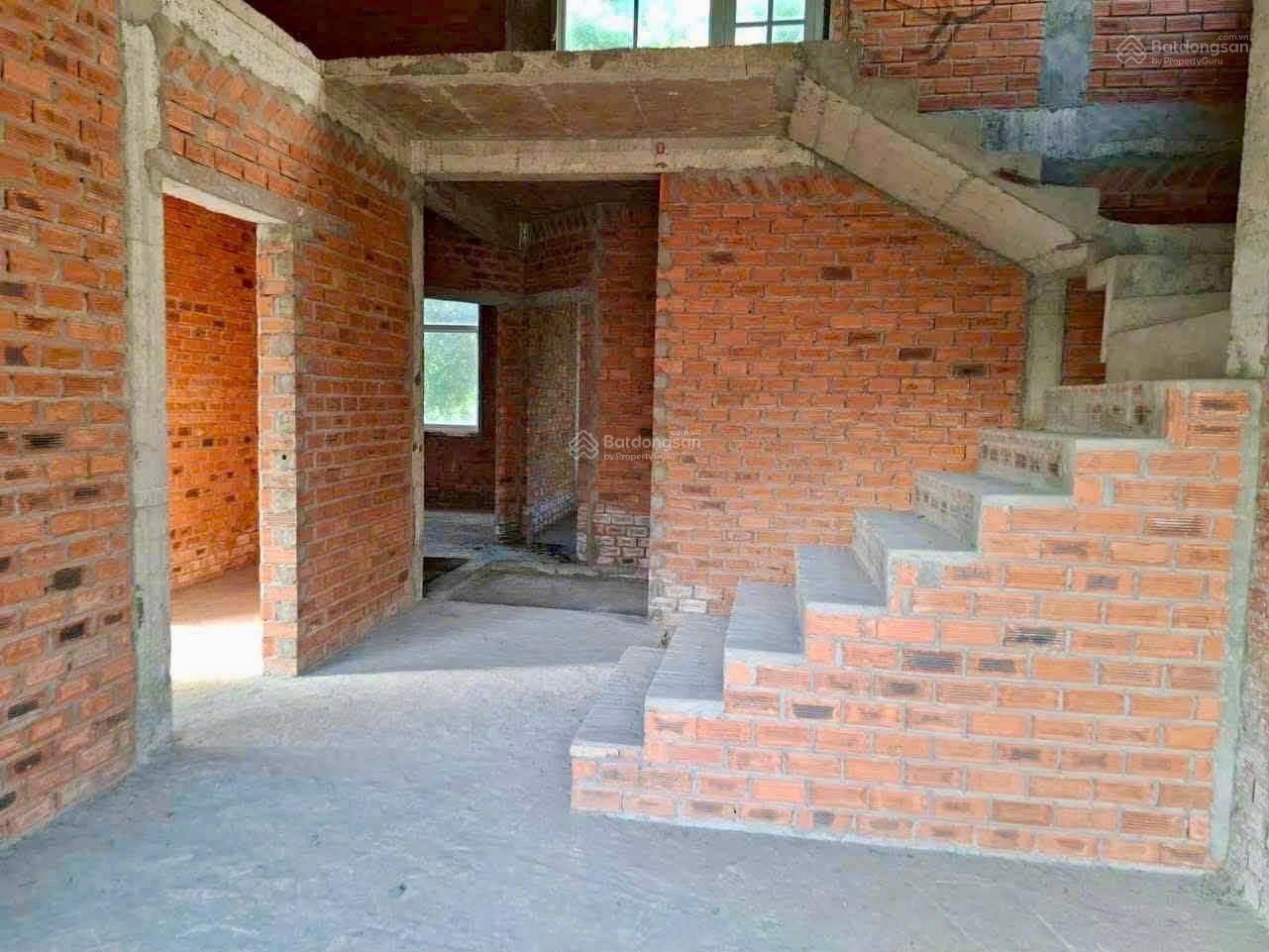 Tôi Bán Biệt Thự Sân Vườn Thảo Nguyên Q9 | 16x24 | 3 Lầu Giao Thô Tiện Decor Theo Ý Tôi Bán Biệt Thự Sân Vườn Thảo Nguyên Q9 | 16x24 | 3 Lầu Giao Thô Tiện Decor Theo Ý