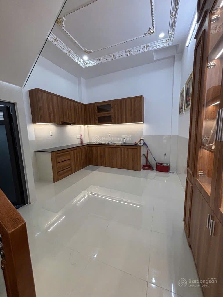 Bán nhà ngay Bình Trị Đông 4 x 14m 4 tầng đường 5m nhỉnh 6 tỷ