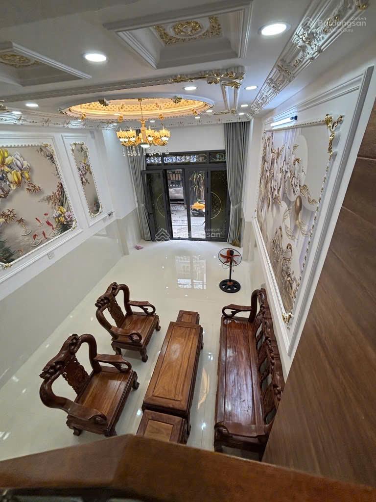 Bán nhà ngay Bình Trị Đông 4 x 14m 4 tầng đường 5m nhỉnh 6 tỷ