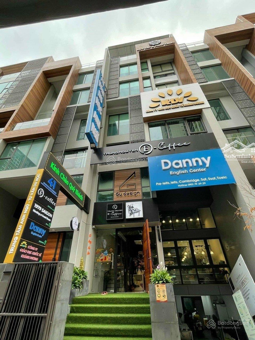 Bán nhà MT Sư Vạn Hạnh P. 10. Q10. DT: 5.3x12m 1 trệt, 5 lầu sân thượng. Giá chỉ 18.8 tỷ