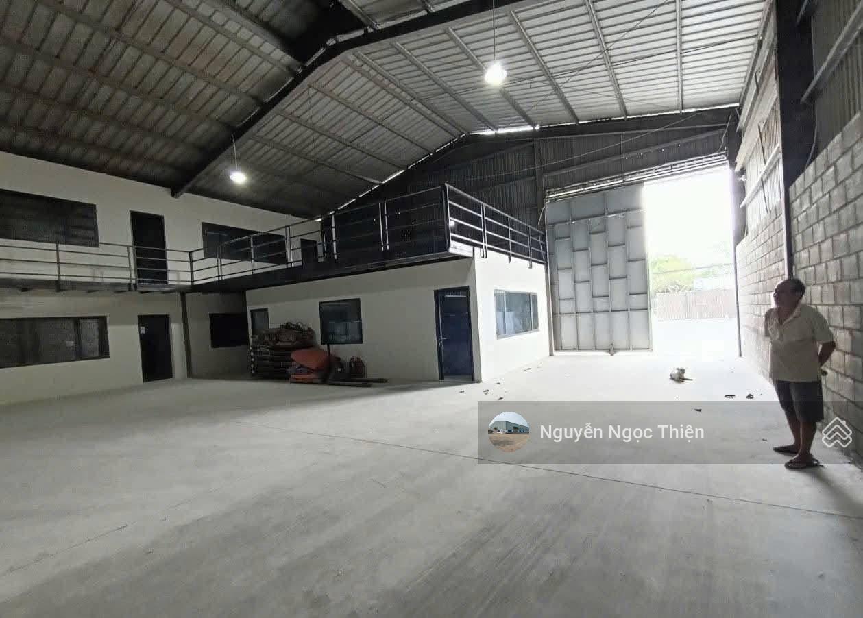 Cho thuê kho, MB 1200m2 giá 120 triệu/tháng MT Nguyễn Duy Trinh, Quận 9 Cho thuê kho, MB 1200m2 giá 120 triệu/tháng MT Nguyễn Duy Trinh, Quận 9