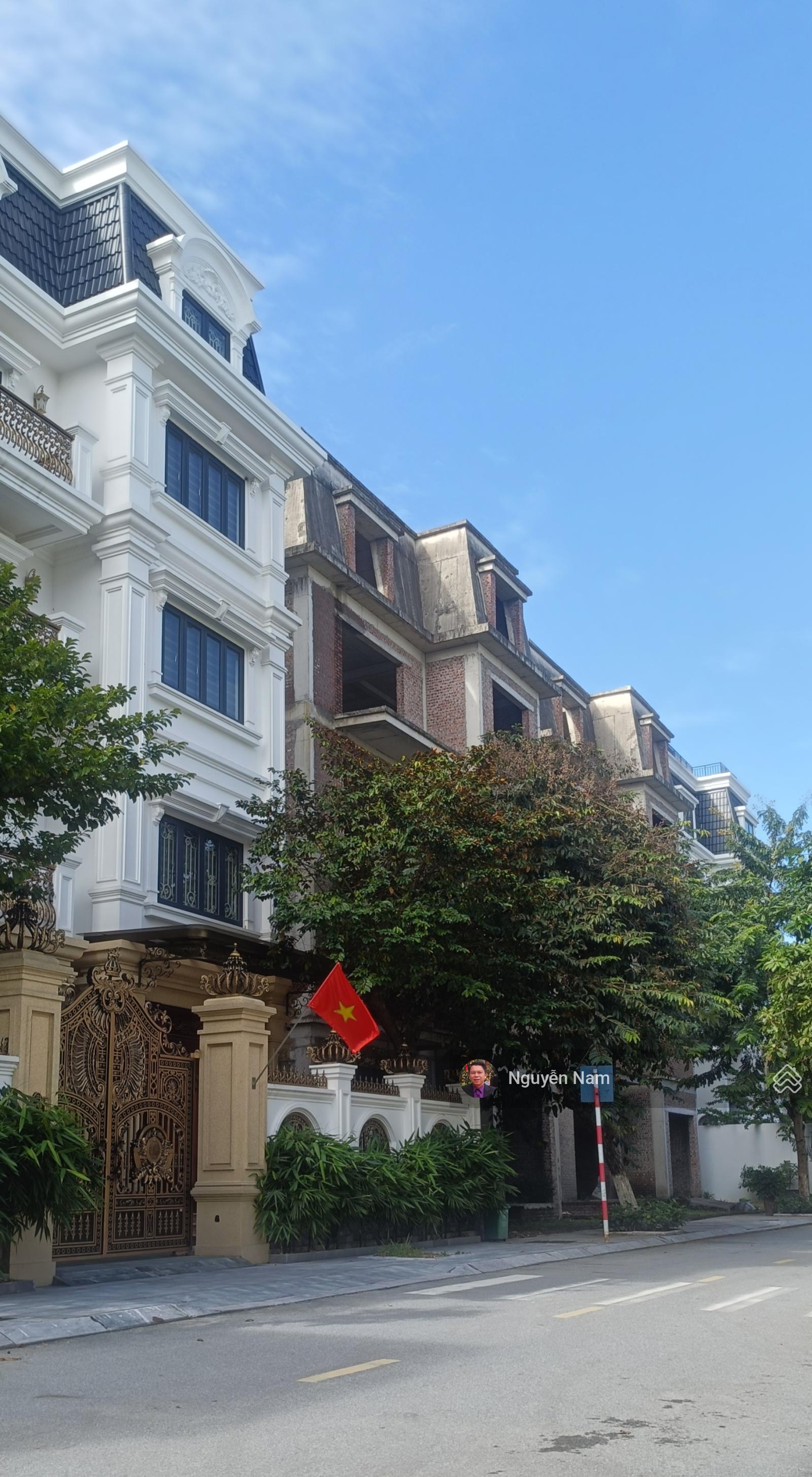 BT Lideco 281m2-5T, gần hồ, view công viên, ở Đẳng cấp, giá 42,8 tỷ