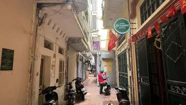 Chính chủ bán gấp nhà Lý Nam Đế, Cửa Đông. DT 55m2 hướng Đông Nam thoáng mát. Giá 19 tỷ