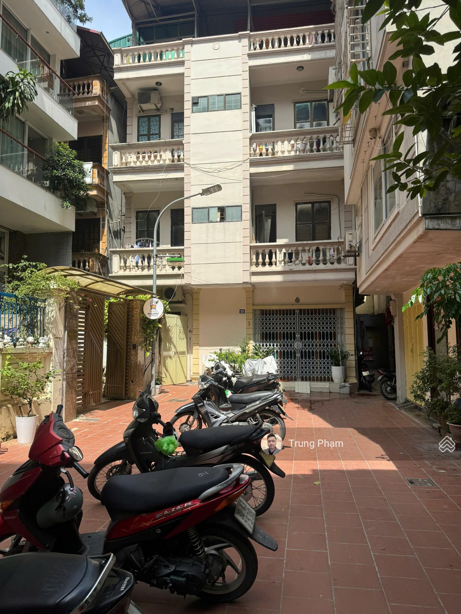 Chính chủ bán gấp nhà Lý Nam Đế, Cửa Đông. DT 55m2 hướng Đông Nam thoáng mát. Giá 19 tỷ