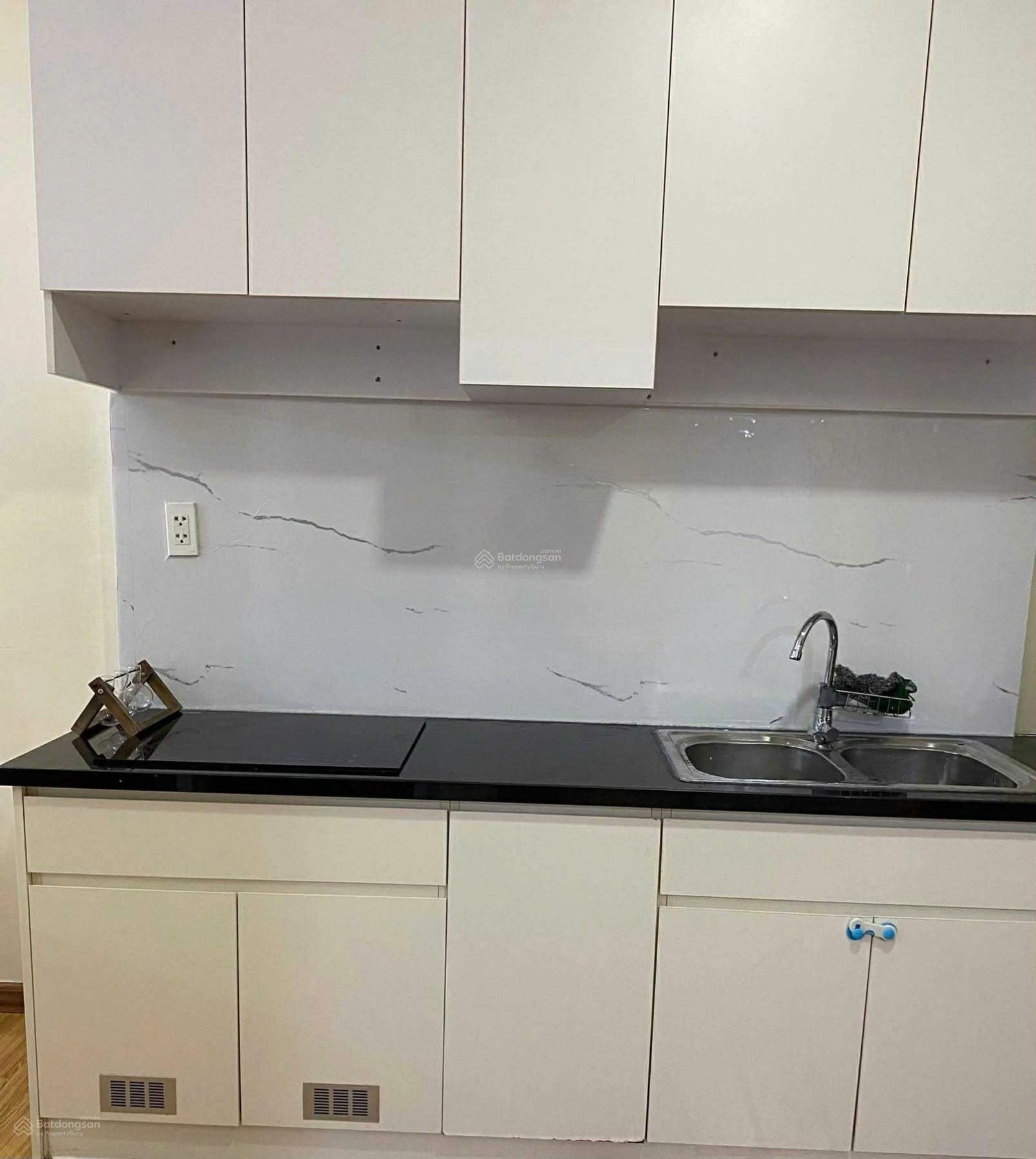 Cần bán gấp căn hộ Flora Fuji, 55m2 1+1PN - 1WC nội thất cơ bản, đã có sổ hồng, giá chỉ 3 tỷ 050 TL