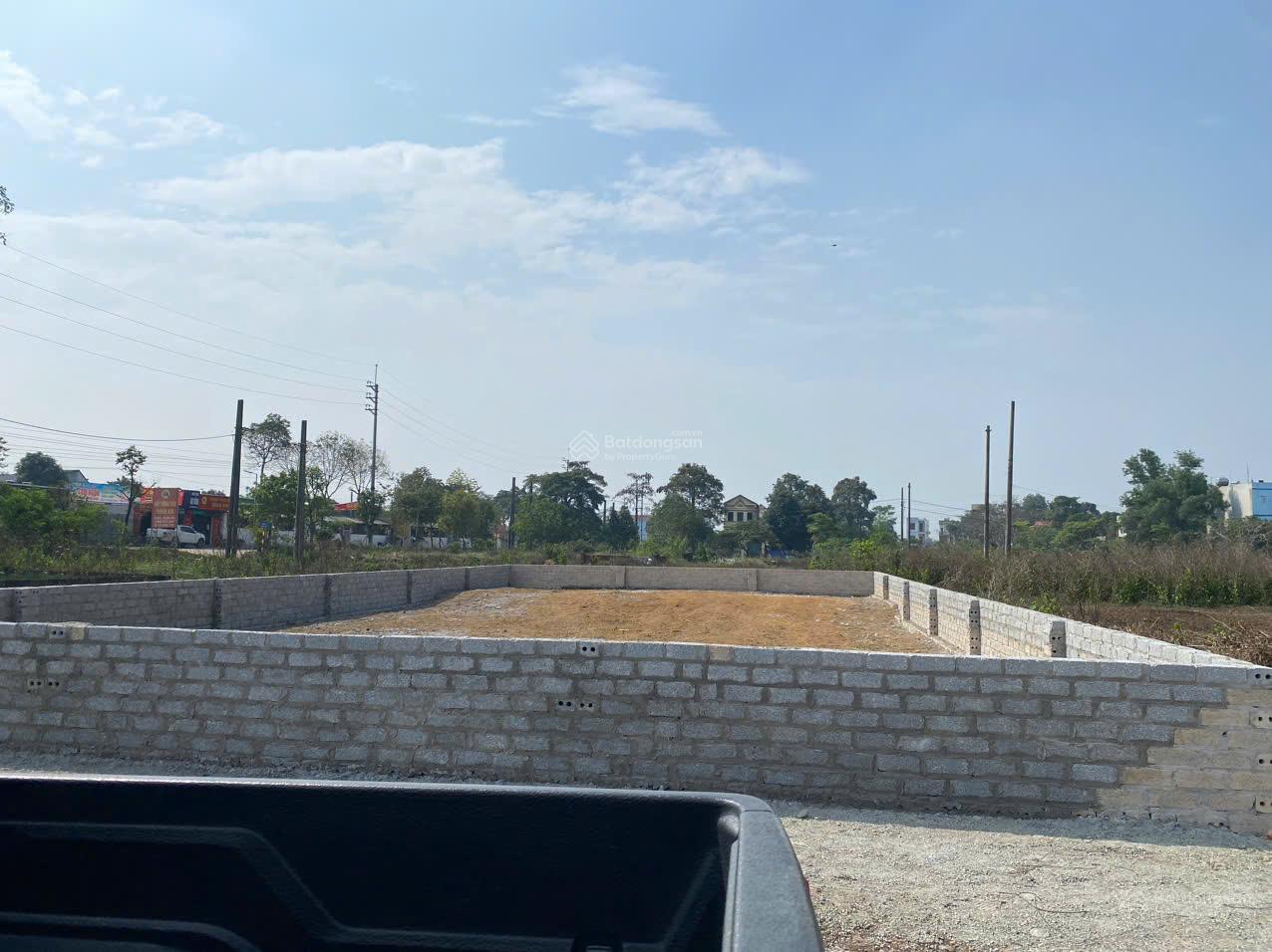 Bác tôi cần tiền lo việc cho con, cần bán 300m2 TĐC Linh Sơn, gần cổng đại học Quốc Gia, ĐH FPT