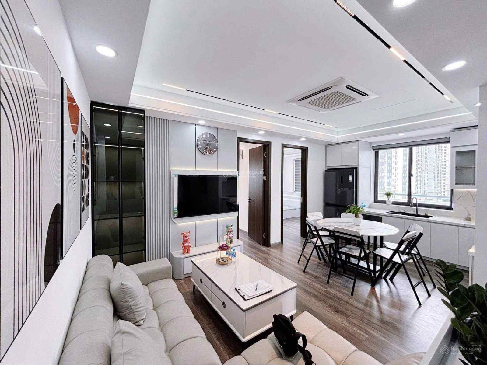 Bán căn hộ chung cư Minh Khai ,4 ngủ, view đẹp, 3 thoáng, sổ hồng trao tay,giá tốt 100 m2