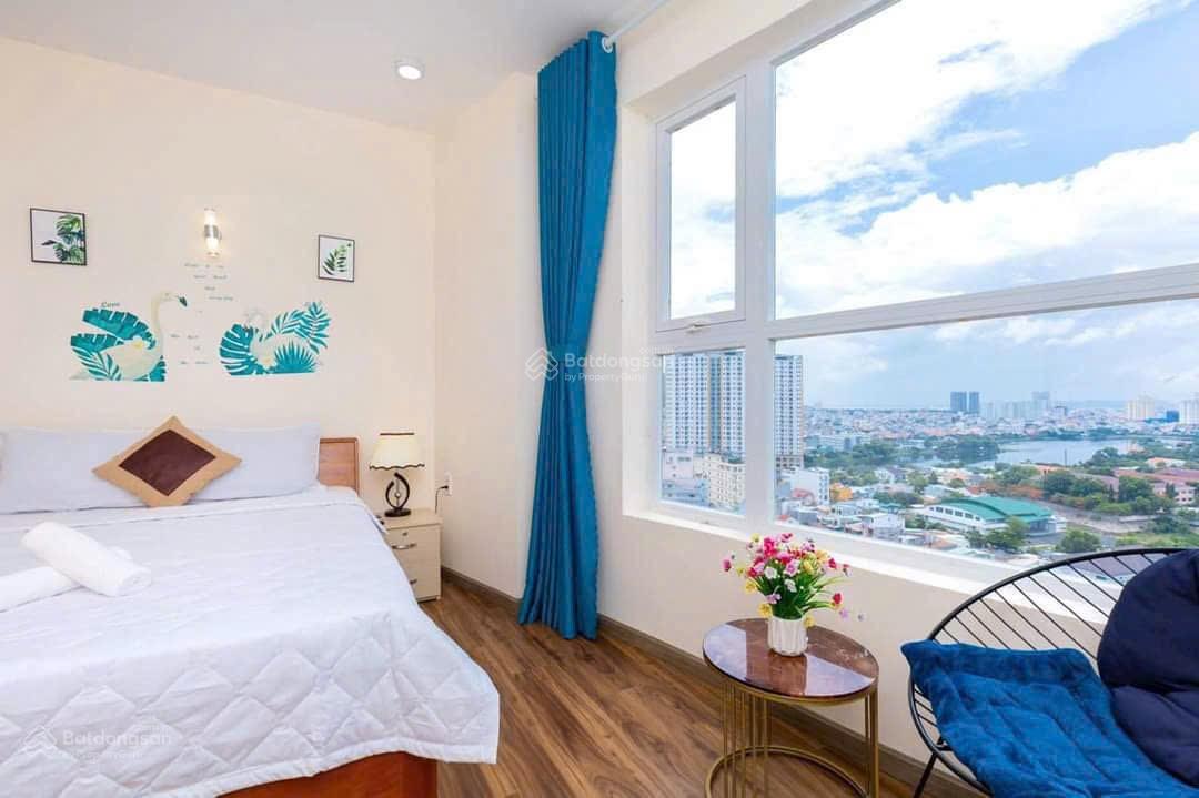 Bán căn góc Goldsea view biển 74m2,2pn,2wc giá 4,2 tỷ.Call 0989 116 *** Mr Hà.