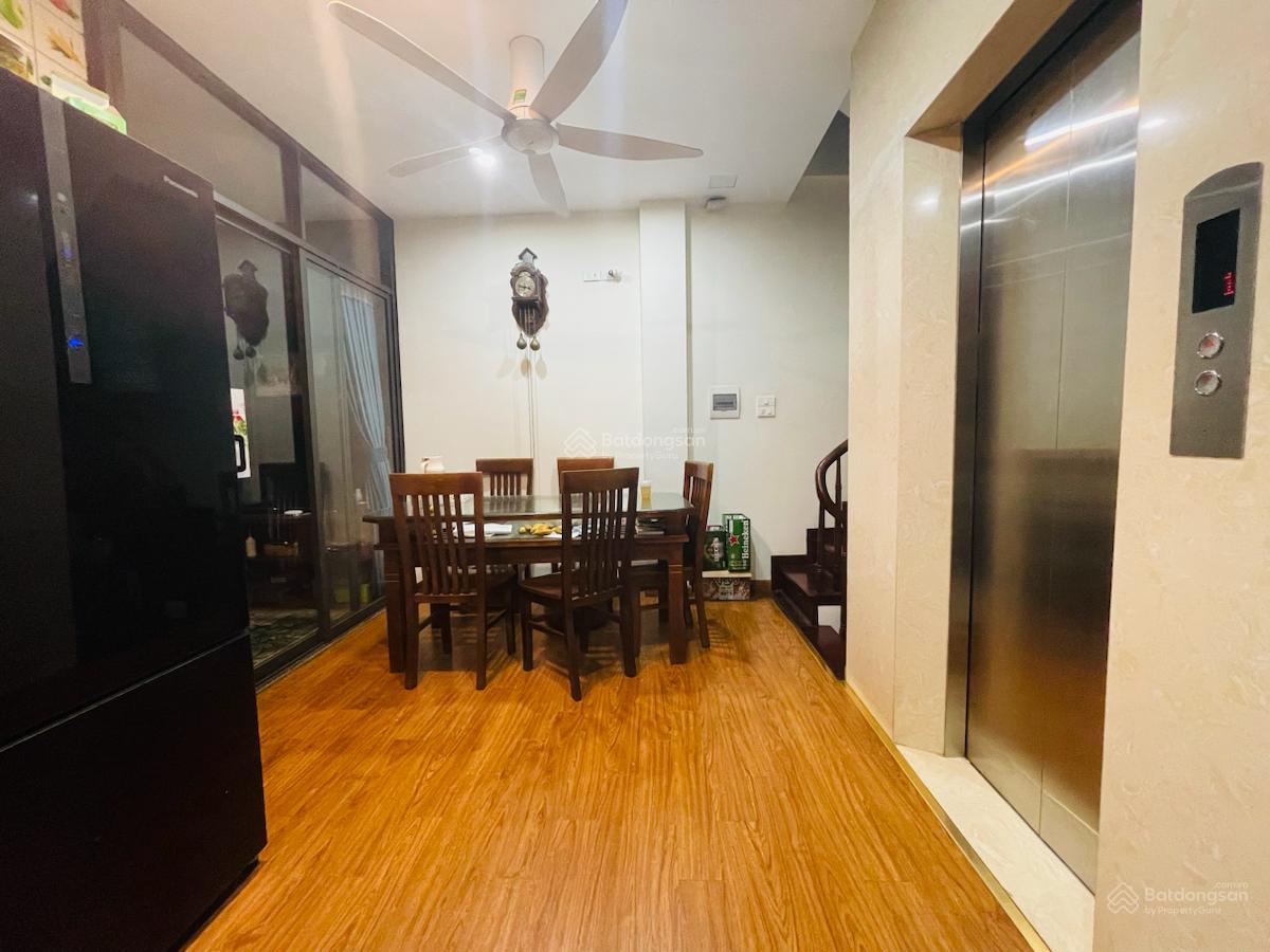 Bán nhà đẹp 6 tầng thang máy phố Hào Nam - ngõ thông trước cổng ô tô - nhà xây đẹp ở luôn - sổ đẹp