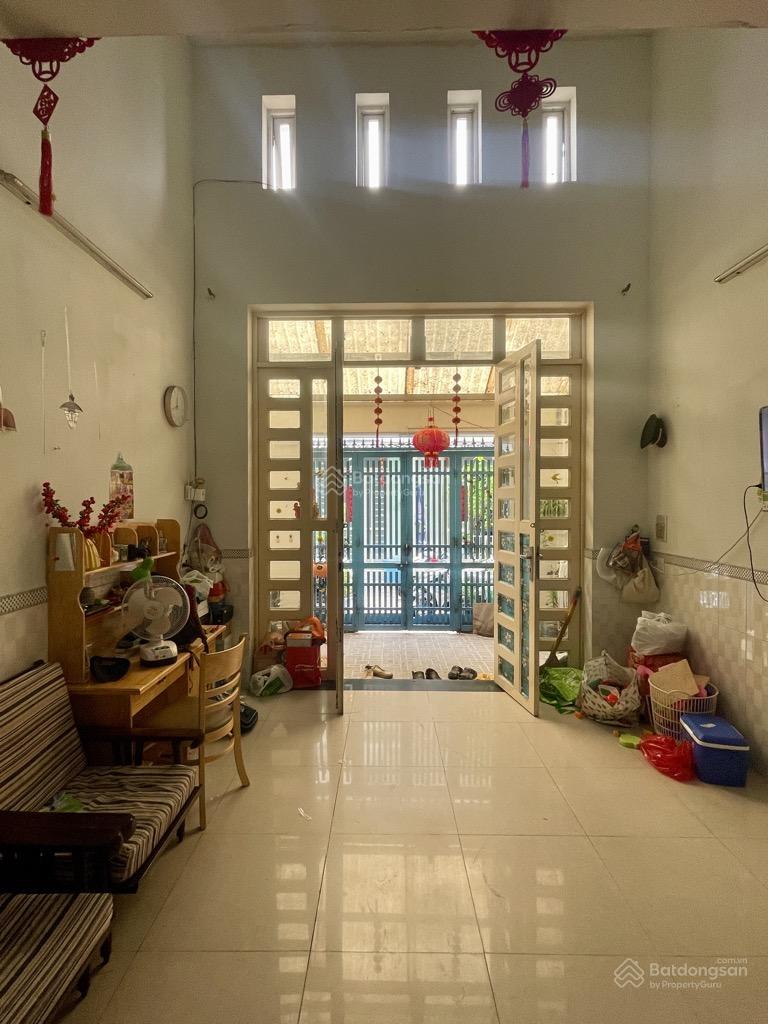 BÁN NHÀ 3 TẦNG HXH , 4MX16M BÌNH TRỊ ĐÔNG , GẦN TÊN LỬA , 5PN-5WC, DÒNG TIỀN 15TR/TH