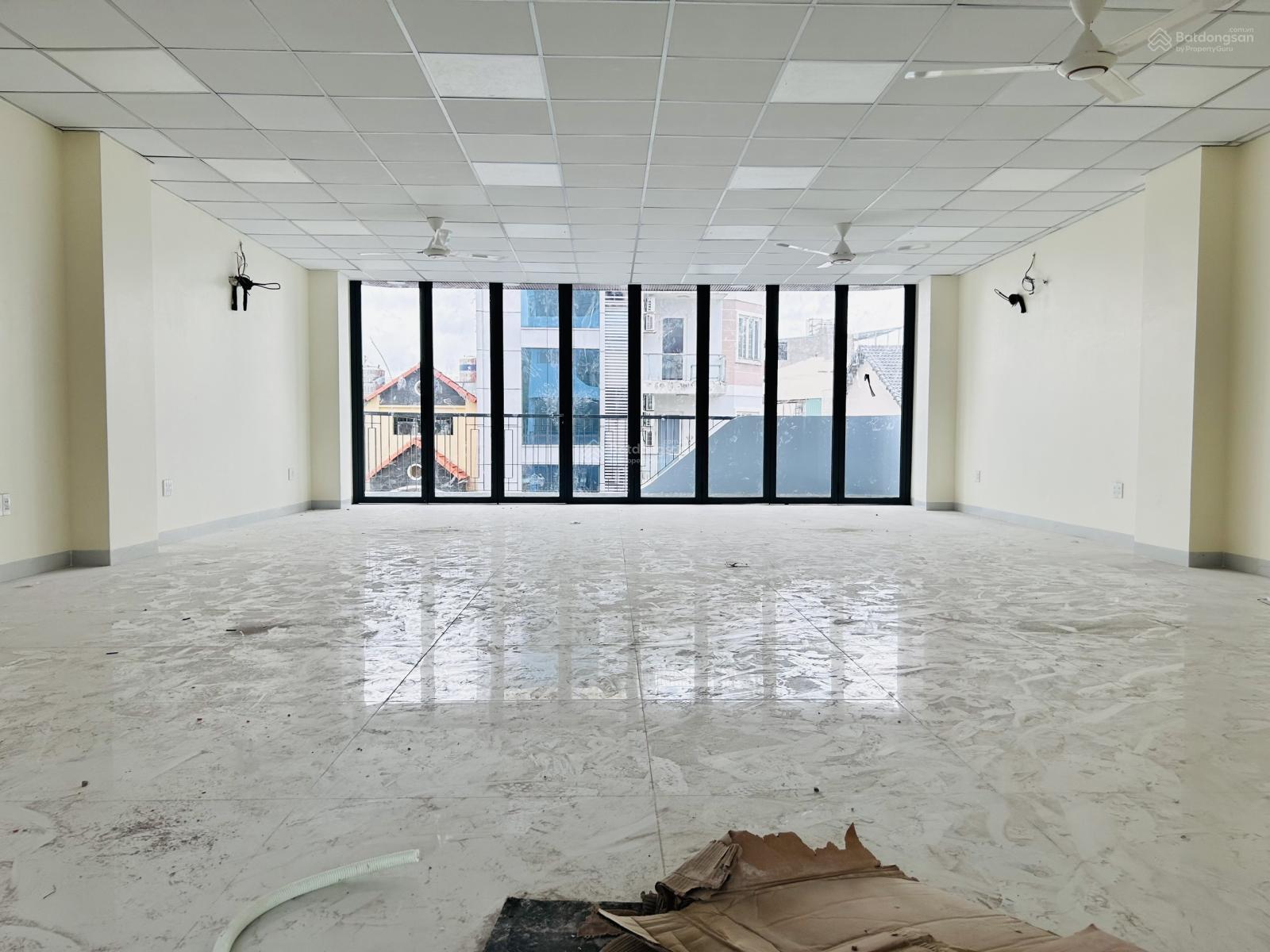 Cho thuê nhà đường Nguyễn Trọng Tuyển, DT: 8x20m 1 hầm 1 trệt 4 lầu Cho thuê nhà đường Nguyễn Trọng Tuyển, DT: 8x20m 1 hầm 1 trệt 4 lầu