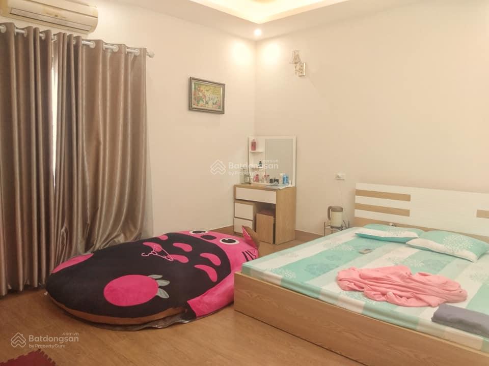 BÁN NHÀ DÂN 4T-31M2 MẶT NGÕ PHỐ LỤA-VẠN PHÚC GẦN BƯU ĐIỆN HÀ ĐÔNG NHỈNH 8 TỶ OTÔ ĐỖ GẦN 0945 134 ***