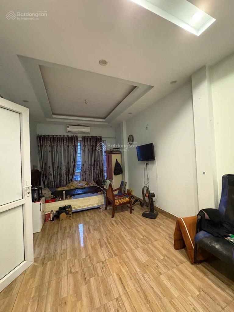 Bán nhà 3 tầng ngõ 406 Âu Cơ, Tây Hồ, Hà Nội. DT: 60m2. MT: 5m. Giá bán: 9.6 tỷ