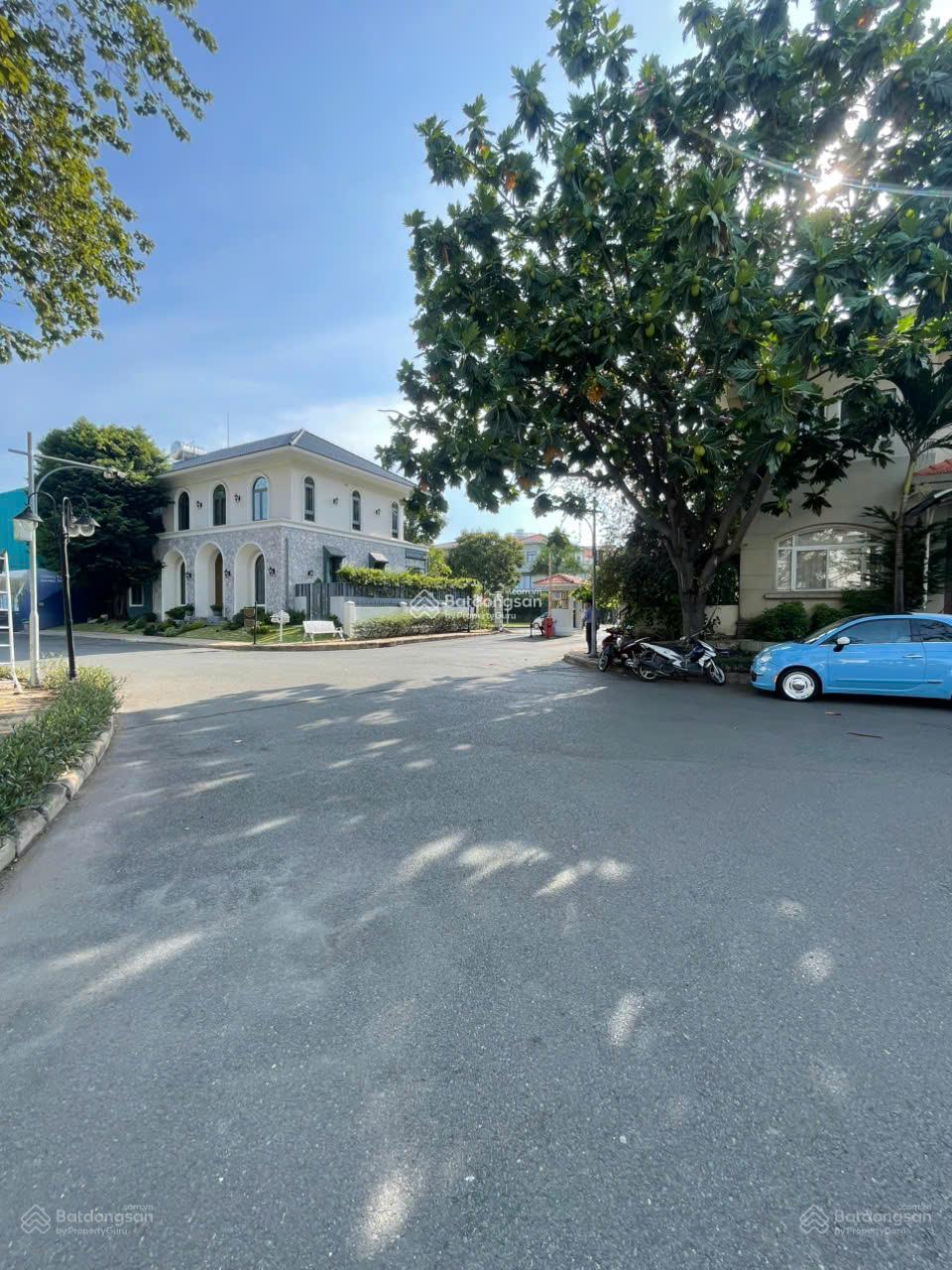 Bán nhanh BTĐL khu Compound Phú Gia, PMH, Q. 7, NTCC, 367m2 4PN 4WC giá chỉ 160 tỷ. LH: 0979 762 ***