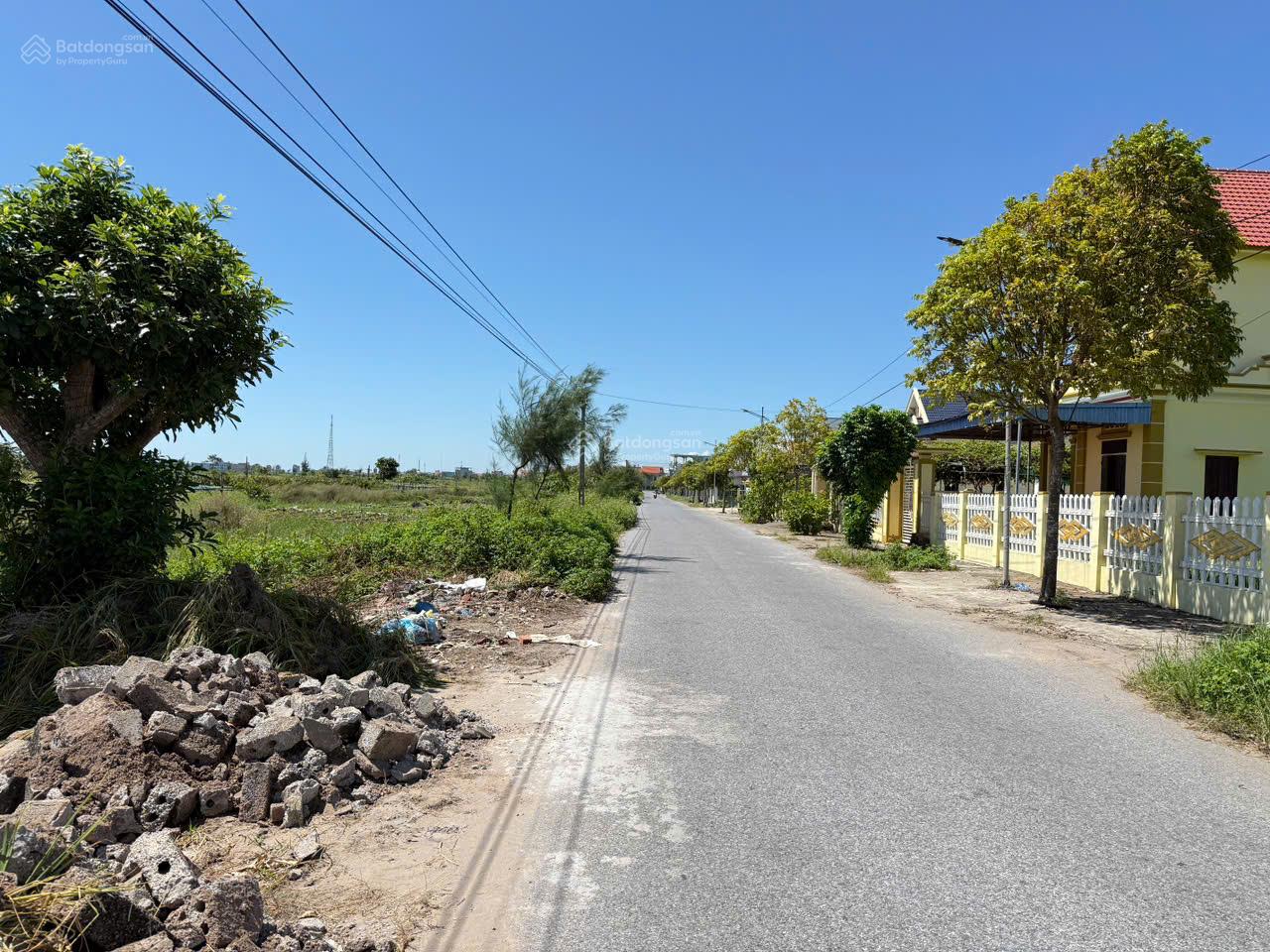 Bán lô đất trung tâm Quất Lâm mặt tiền 5m, sổ đỏ sẵn, giá 2.1 tỷ, LH 0902 171 *** Bán lô đất trung tâm Quất Lâm mặt tiền 5m, sổ đỏ sẵn, giá 2.1 tỷ, LH 0902 171 ***