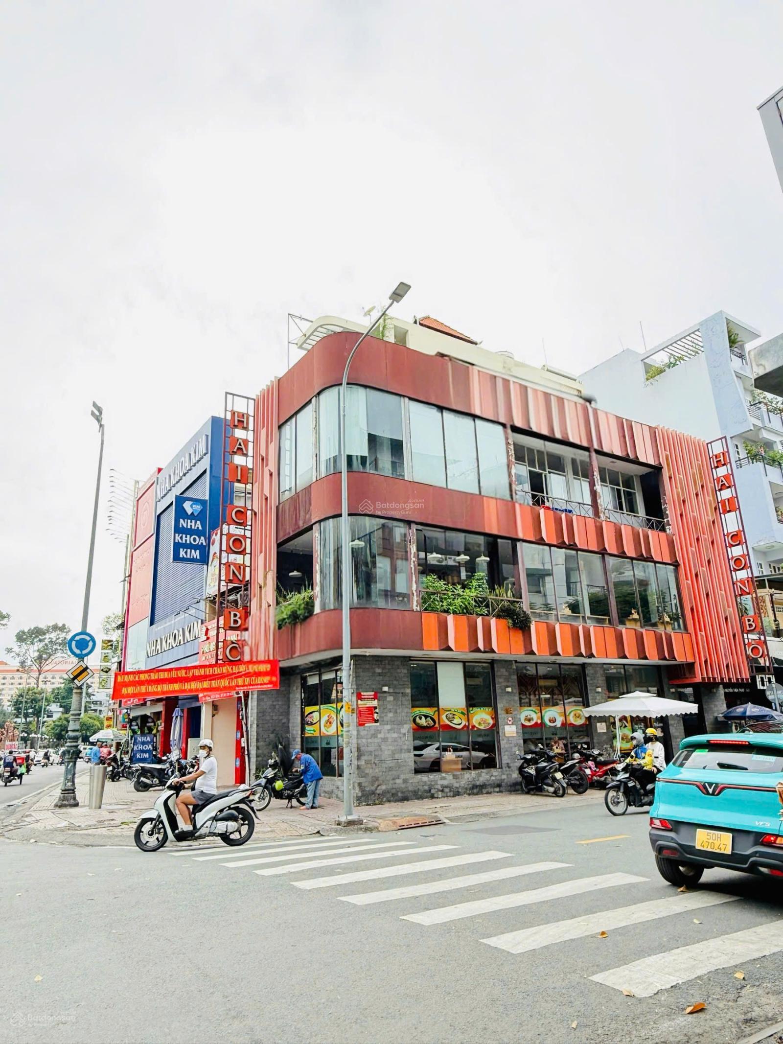 Cho thuê nhà góc 2MT 469C Nguyễn Thị Minh Khai Quận 3, trệt 2 lầu, phù hợp quảng cáo, kinh doanh. Cho thuê nhà góc 2MT 469C Nguyễn Thị Minh Khai Quận 3, trệt 2 lầu, phù hợp quảng cáo, kinh doanh.