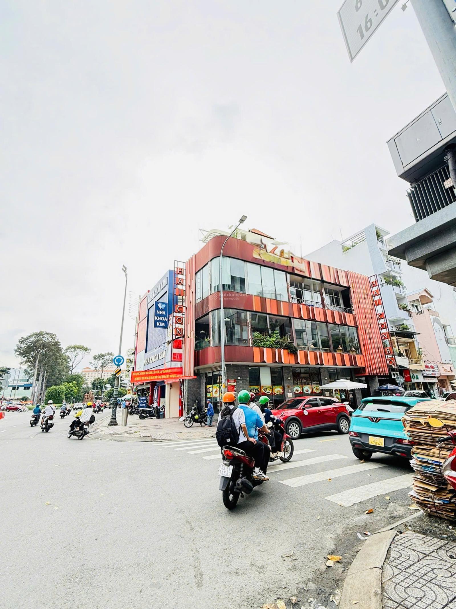 Cho thuê nhà góc 2MT 469C Nguyễn Thị Minh Khai Quận 3, trệt 2 lầu, phù hợp quảng cáo, kinh doanh. Cho thuê nhà góc 2MT 469C Nguyễn Thị Minh Khai Quận 3, trệt 2 lầu, phù hợp quảng cáo, kinh doanh.