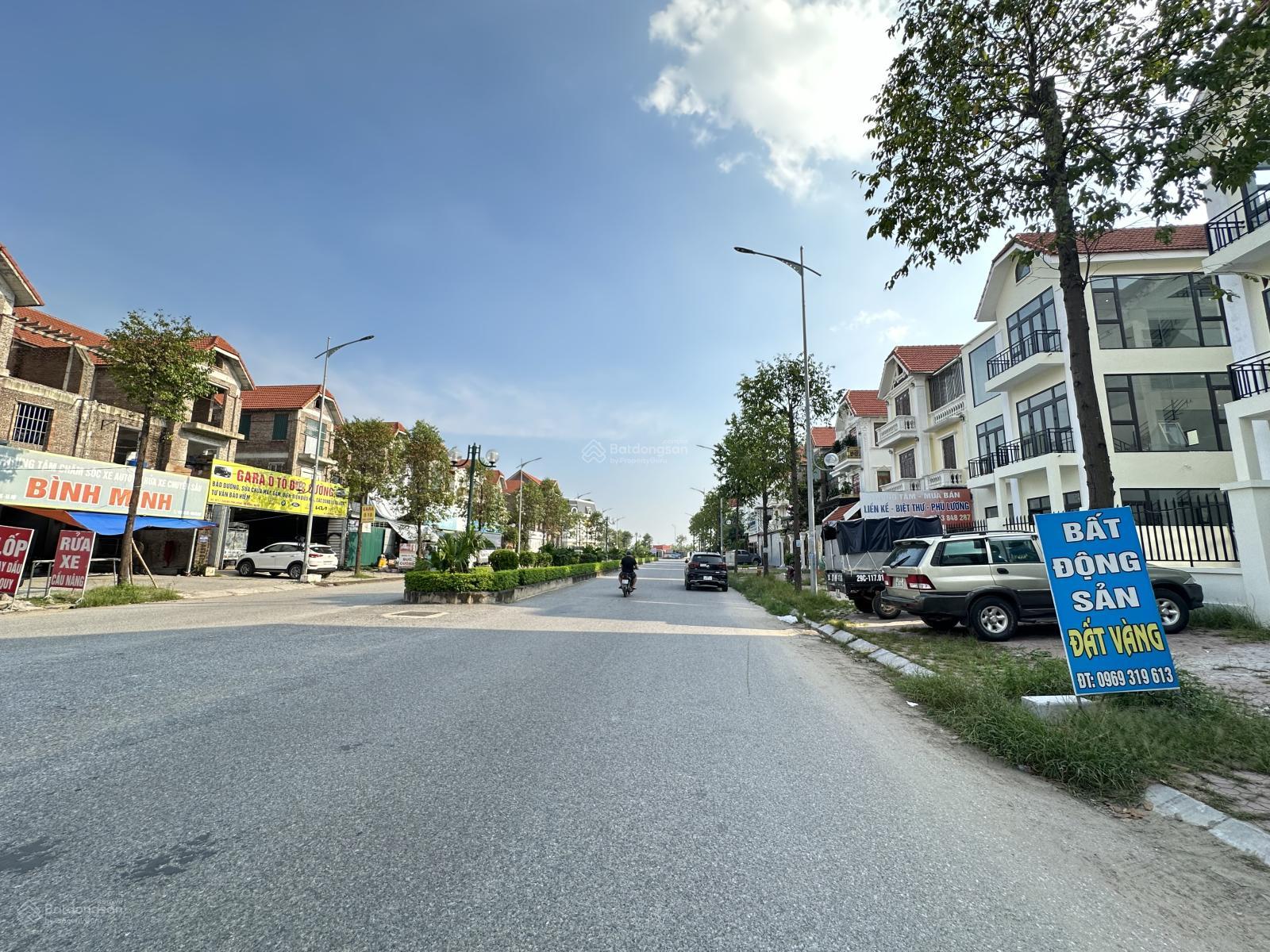 Rẻ - Biệt thự Phú Lương biệt thự 245m2, vị trí đắc địa, trục chính, đường to, chỉ 39 tỷ