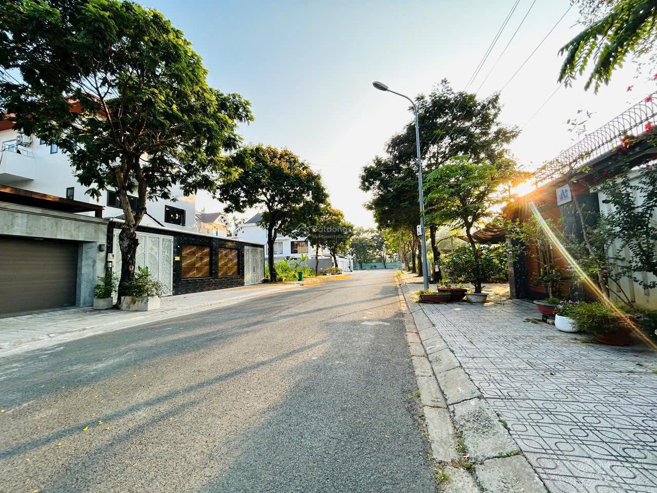 HVL NC- CHO THUÊ BIỆT THỰ MỚI 100% KDC LIÊN PHƯỜNG, PLB Q9