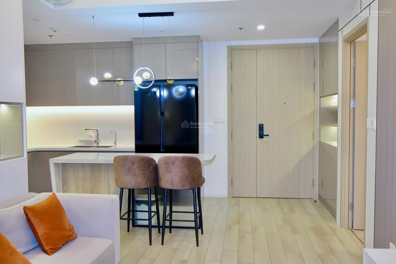 Cho thuê nhanh 2PN full nội thất luxury giá chỉ 14tr tại Masteri Centre Point Vinhomes Grand Park