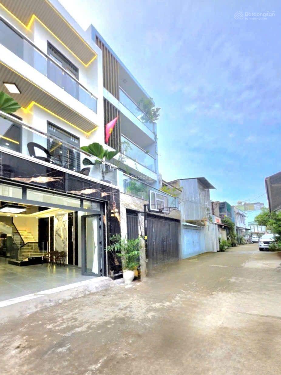 Bán nhà đẹp hẻm xe hơi 1942 Huỳnh Tấn Phát. TT Nhà Bè. DT 4x15m. 3 tầng. Giá 6.79 tỷ Bán nhà đẹp hẻm xe hơi 1942 Huỳnh Tấn Phát. TT Nhà Bè. DT 4x15m. 3 tầng. Giá 6.79 tỷ