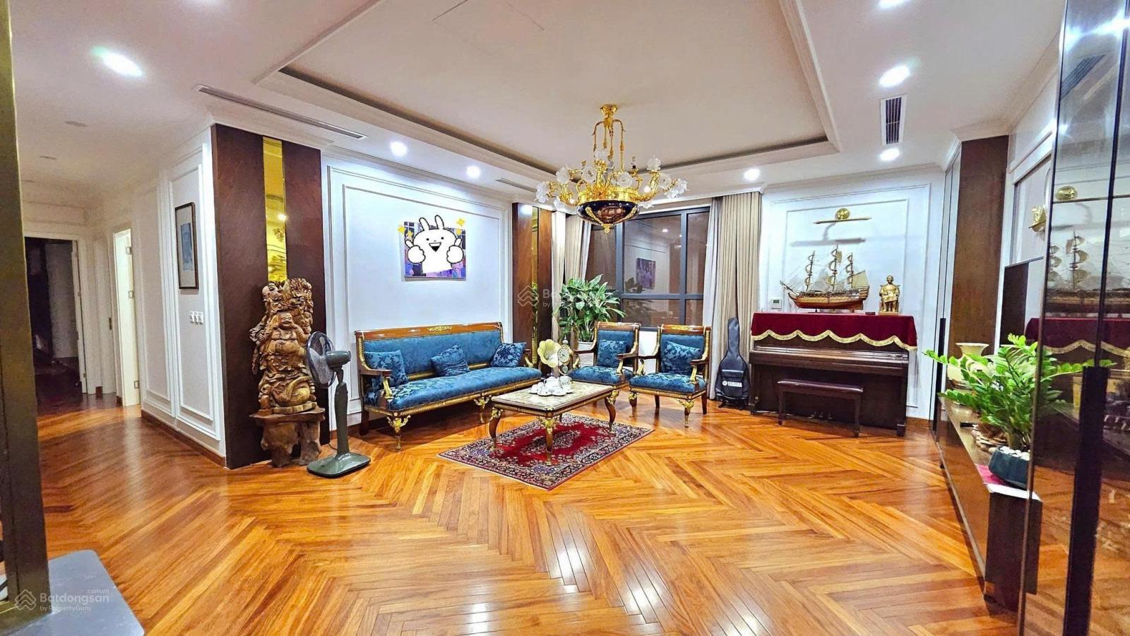 Cần bán 94m2 view Hồ Tây căn 2PN, 2WC CC Heritage West Lake, Lạc Long Quân, Tây Hồ, HN