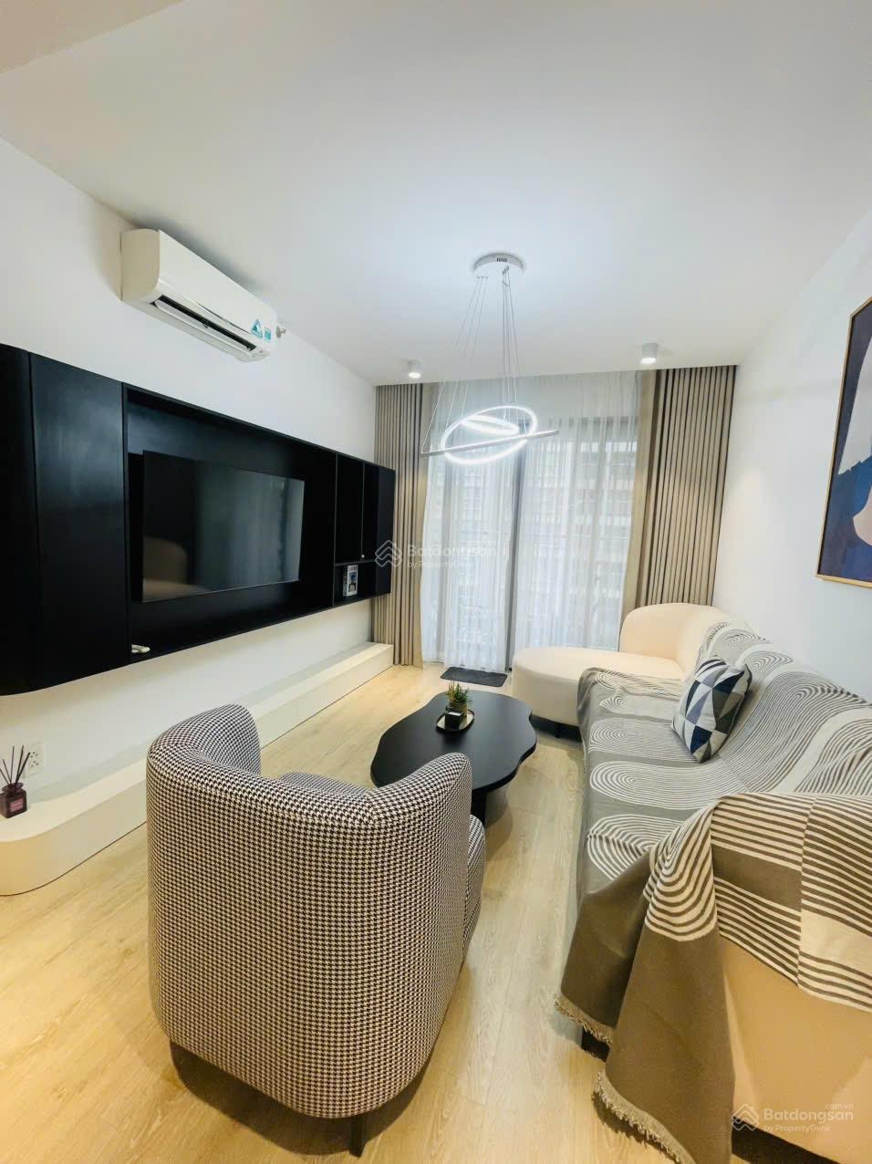 Bán CC Scenic Valley 1, DT 110m2 3PN 2WC giá 9,5tỷ thương lượng, DT 0937 961 *** Thảo Bán CC Scenic Valley 1, DT 110m2 3PN 2WC giá 9,5tỷ thương lượng, DT 0937 961 *** Thảo