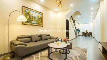 Bán nhà Sài Đồng, 55m2, 4 ngủ, nội thất sang sịn, gần ô tô tránh, chỉ 8.x tỷ