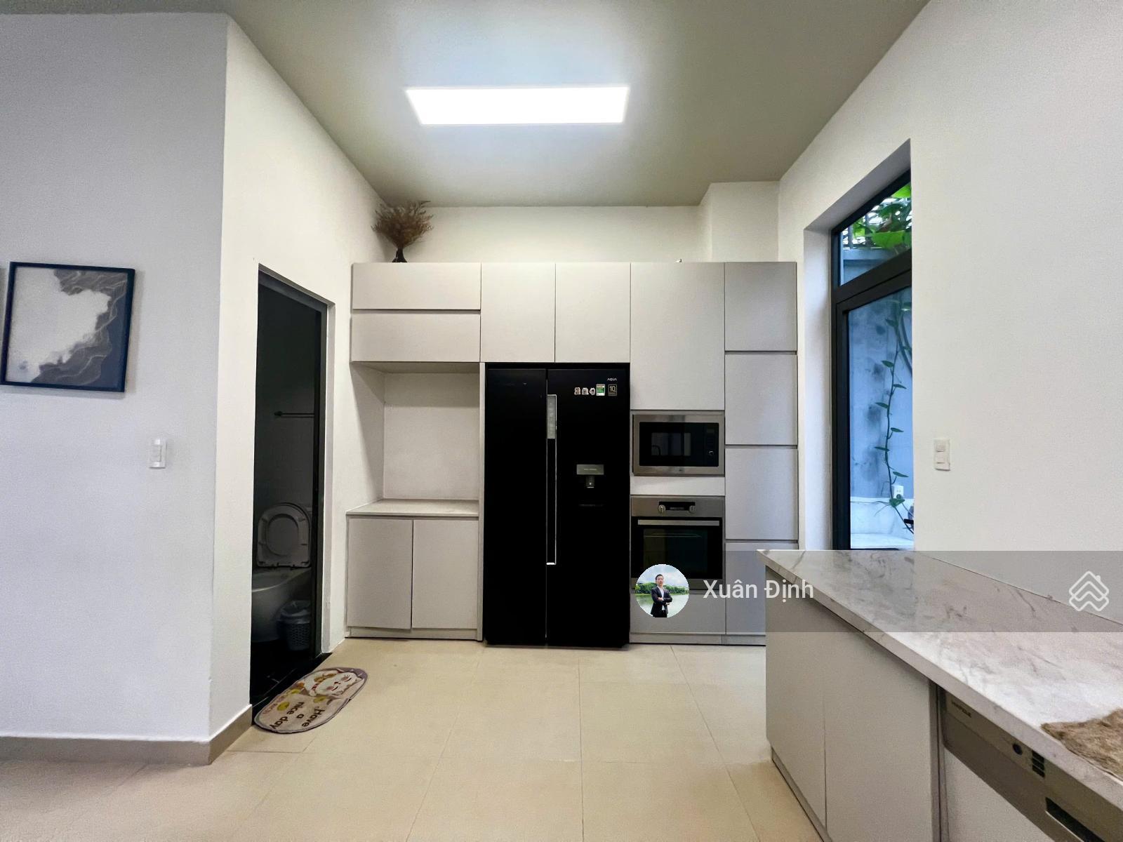 Cho thuê nhà phố hông vườn full nột thất, 3PN - 4WC Lakeview City giá 38tr/tháng