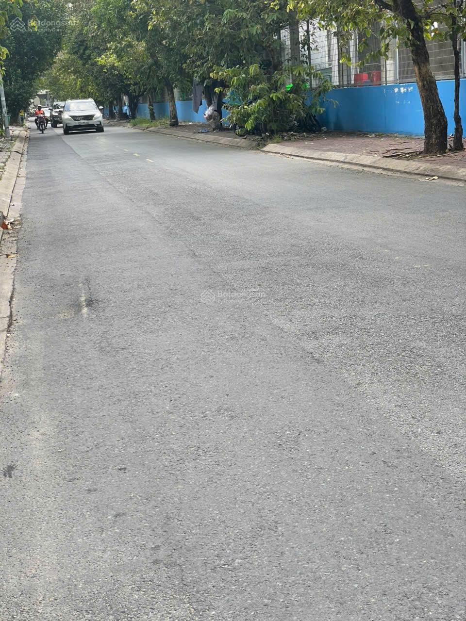 Chỉ 25 tỷ căn nhà MT sát Trần Não, Q2. MTKD - DT 5x24 vuông vức - Nhà 5 Tầng - vị trí đẹp Chỉ 25 tỷ căn nhà MT sát Trần Não, Q2. MTKD - DT 5x24 vuông vức - Nhà 5 Tầng - vị trí đẹp