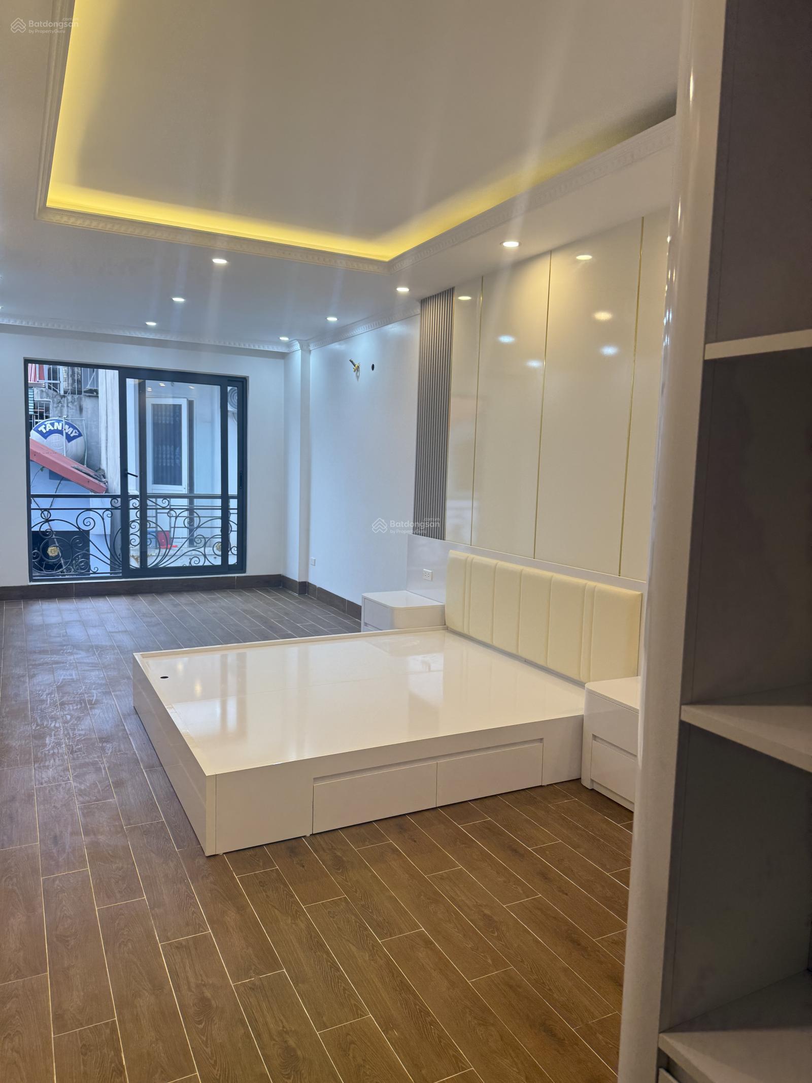 Bán nhà, thang máy, ô tô vào nhà phố Trần Quốc Vượng, Cầu Giấy 48m2 x 7T giá 15 tỷ nhỏ