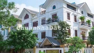 Bán mặt phố biệt thự Văn Quán Hà Đông 220m2 3 tầng mặt tiền 11m hơn 79 tỷ đường đôi kinh doanh LHCC