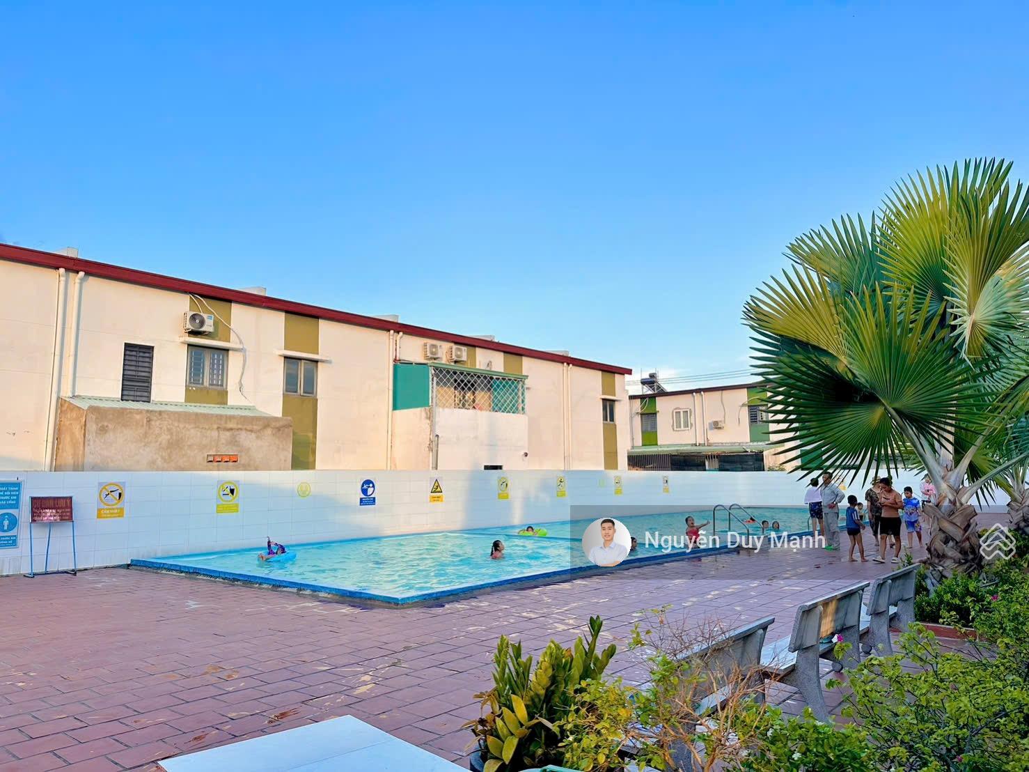 Bán Gấp Căn Liền Kề 2 Tầng Oasis City Bến Cát Giá 1Tỷ580/80m2 Bao Sổ Ngay ĐH Việt Đức