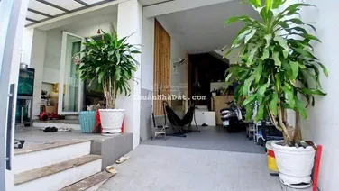 Biệt thự giá tốt KDC Vạn Hưng Phú, TT Nhà Bè. Đường 12m. DT 112m2. 3 tầng áp mái. Giá chỉ 9.999tỷ