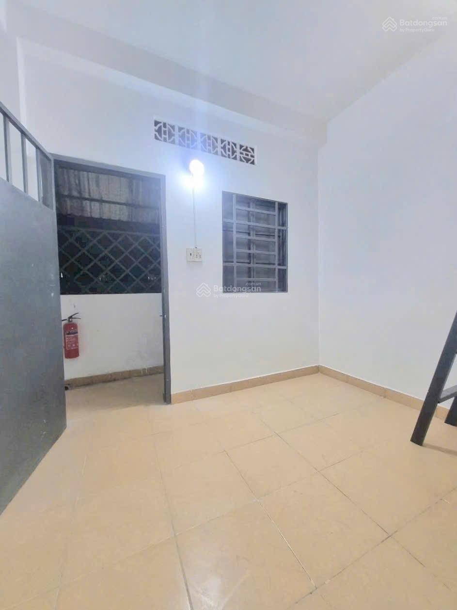 Cho thuê phòng trọ 30m2 tại Phạm Văn Chiêu, Gò Vấp, 2,5 triệu