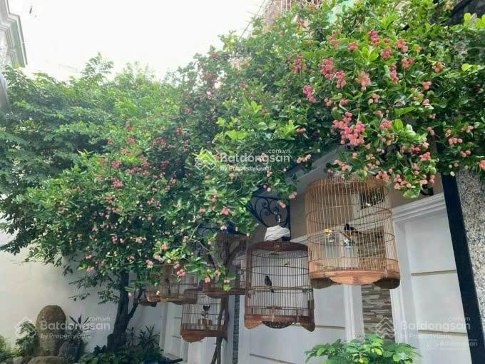 GIẢM 5 TỶ TỐT NHẤT 39.99 TỶ HỒ BƠI 200m2, 9mx25m 3 TẦNG ĐƯỜNG 10M NGUYỄN VĂN HƯỞNG Thảo Điền Q.2