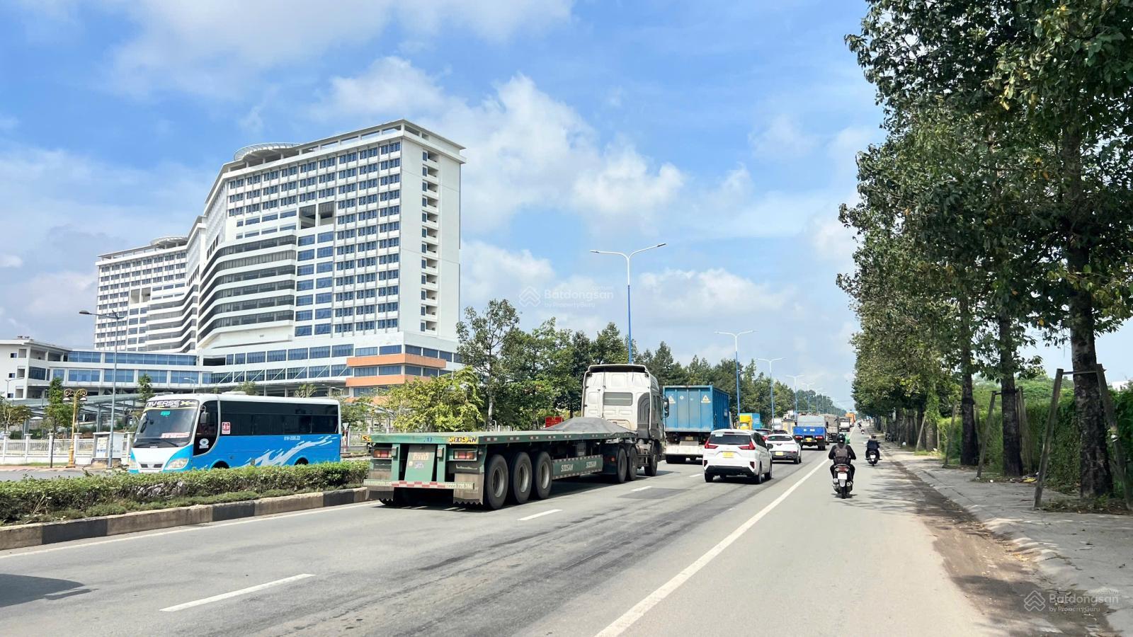 Bán đất kế lô góc đối diện bệnh viện 1500 giường