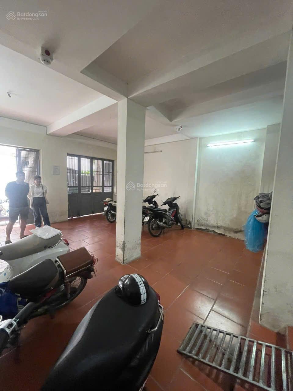 Bán nhà 5 tầng phố Kim Mã 120m2 MT 6m giá 20.5 tỷ