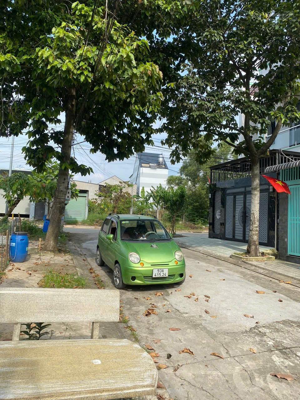 Bán đất giá rẻ gần KDL Hố Lang, Dĩ An - gần vòng xoay An Phú