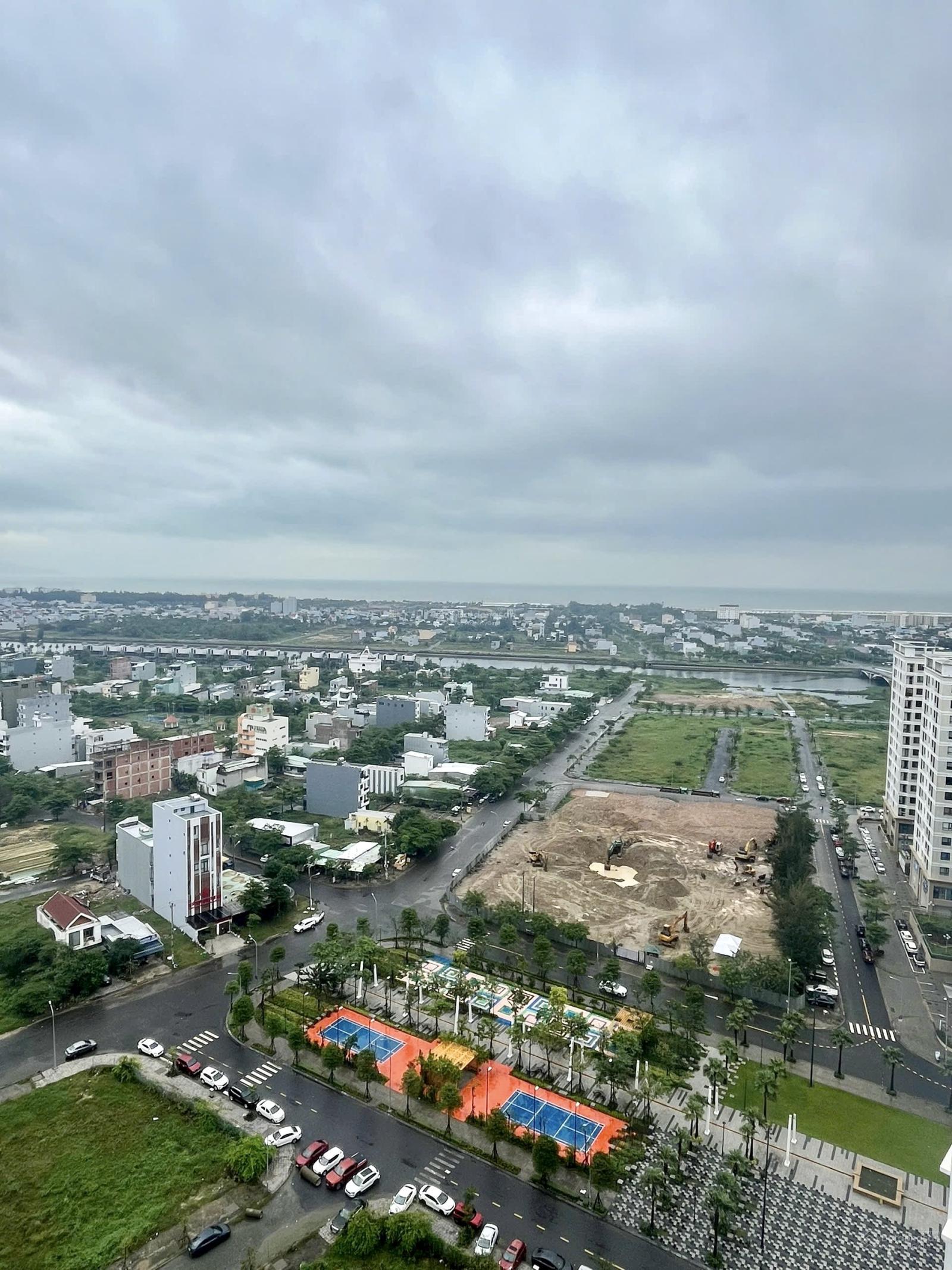 Cho thuê căn góc 3PN FPT Plaza 2, đầy đủ nội thất giá tốt. Có thể vào ở ngay