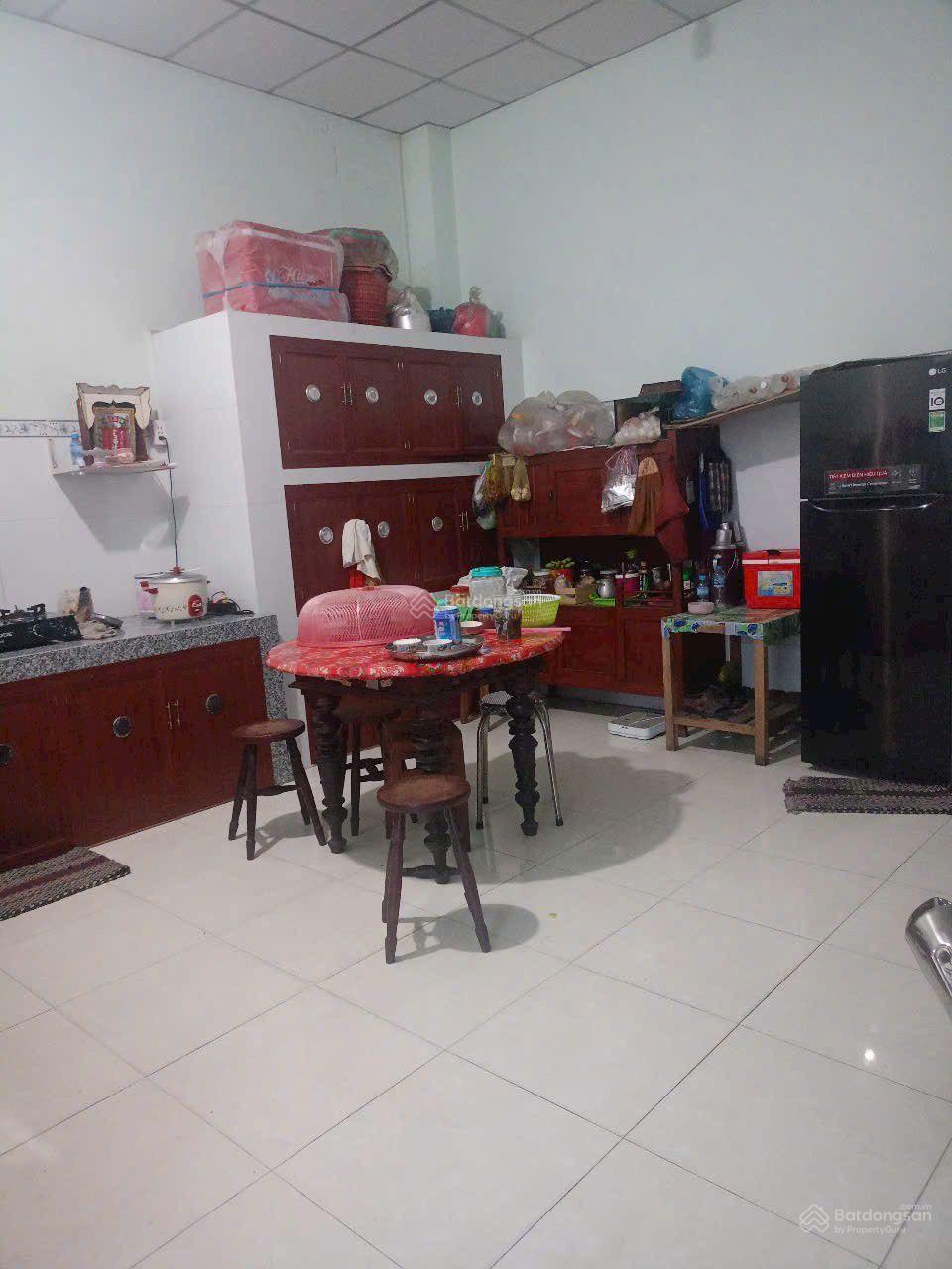 Nhà ngay vòng xoay đường Tỉnh 827 với vành đai TP Tân An, P7 TP Tân An Nhà ngay vòng xoay đường Tỉnh 827 với vành đai TP Tân An, P7 TP Tân An