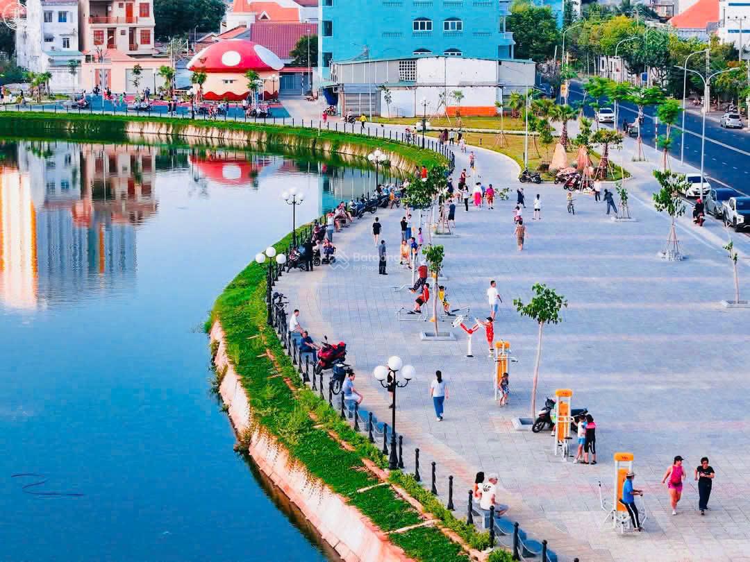 Bán nhà đẹp 3 tầng hẻm xe hơi 6m Võ Thị Sáu, TP. Vũng Tàu gần biển, giá chốt nhanh 8 tỷ TL