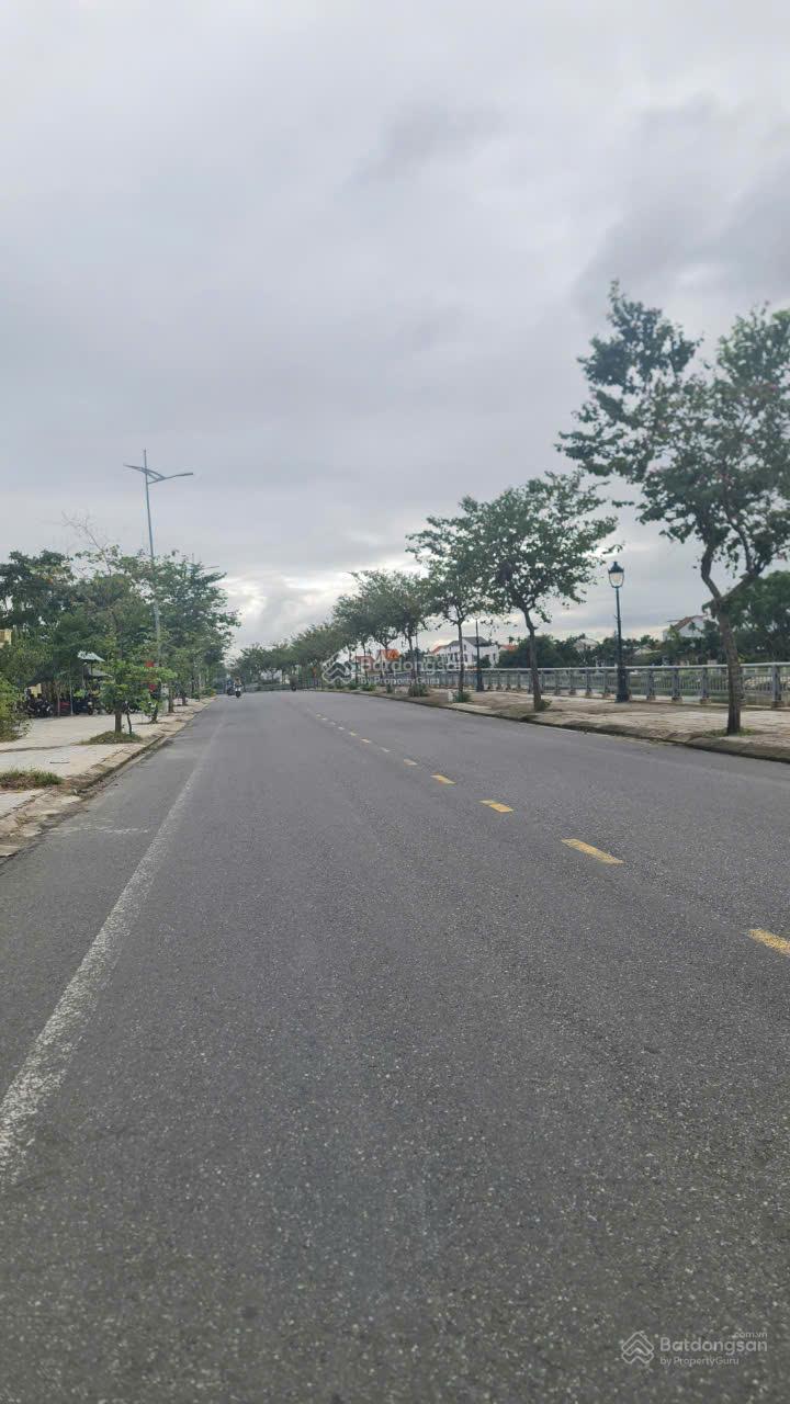 Bán 3 lô liền kề đất tại Nguyễn Tri Phương, Hội An, 4x tỷ, 1073 m2