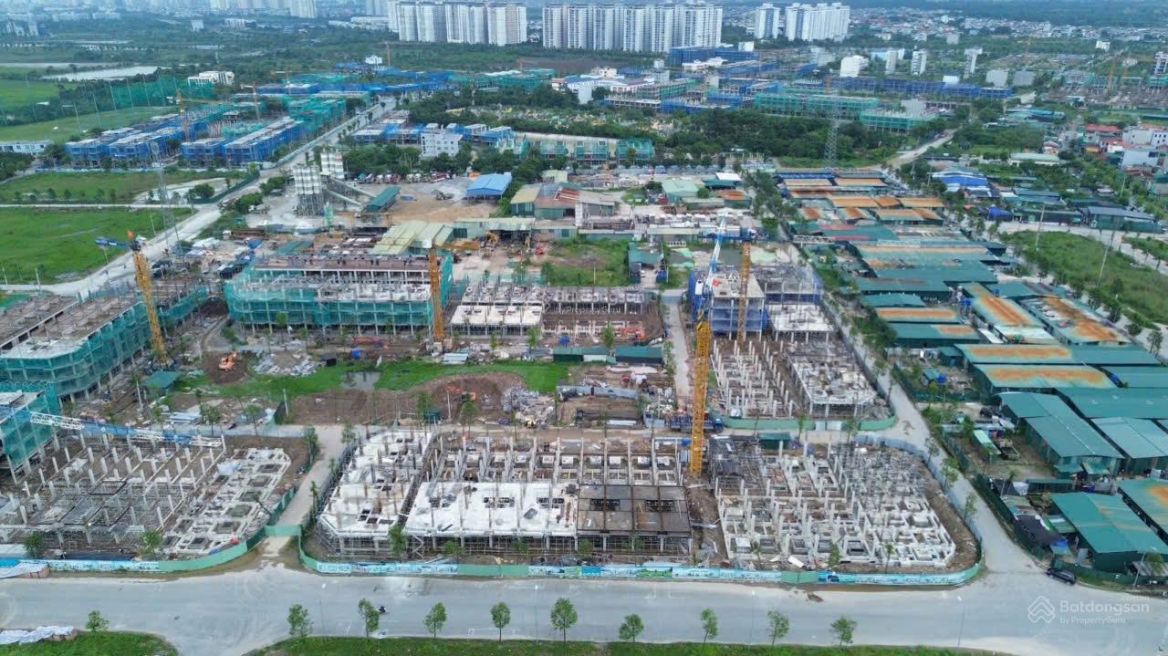 14 tỷ có ngay nhà liền kề KDT Thanh Hà 4 tầng 1 tum. 14 tỷ có ngay nhà liền kề KDT Thanh Hà 4 tầng 1 tum.