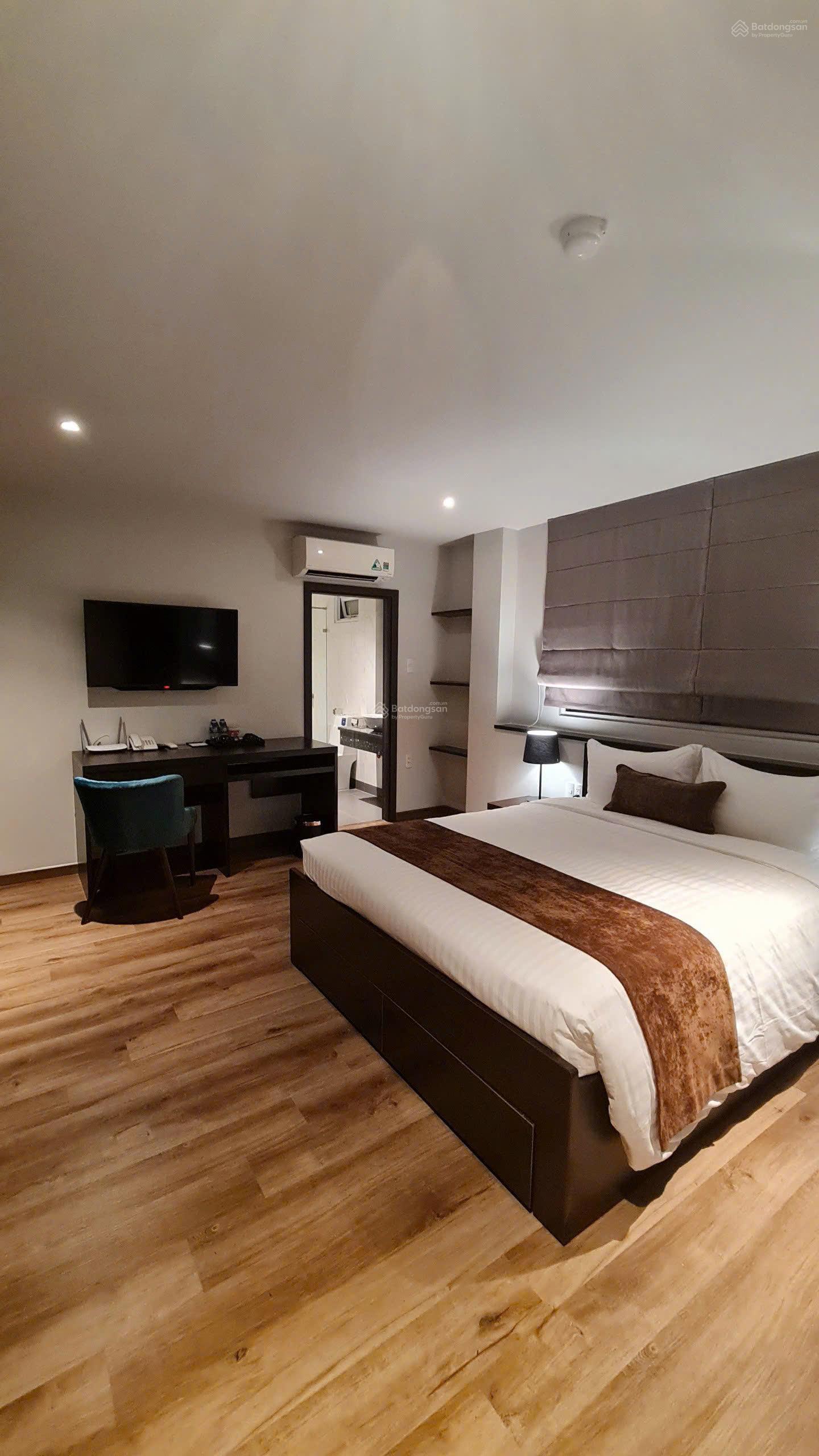 Em bán khách sạn - CHDV Phan Khiêm Ích Quận 7 Hồ Chí Minh