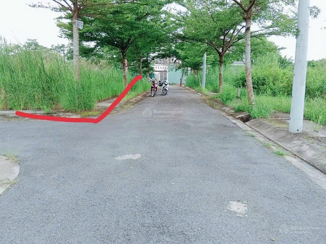 Lô góc 94m2 3,55 tỷ KDC 512 Nguyễn Văn Tạo xe hơi quay đầu giá đầu tư. 0931 863 *** em Hưng