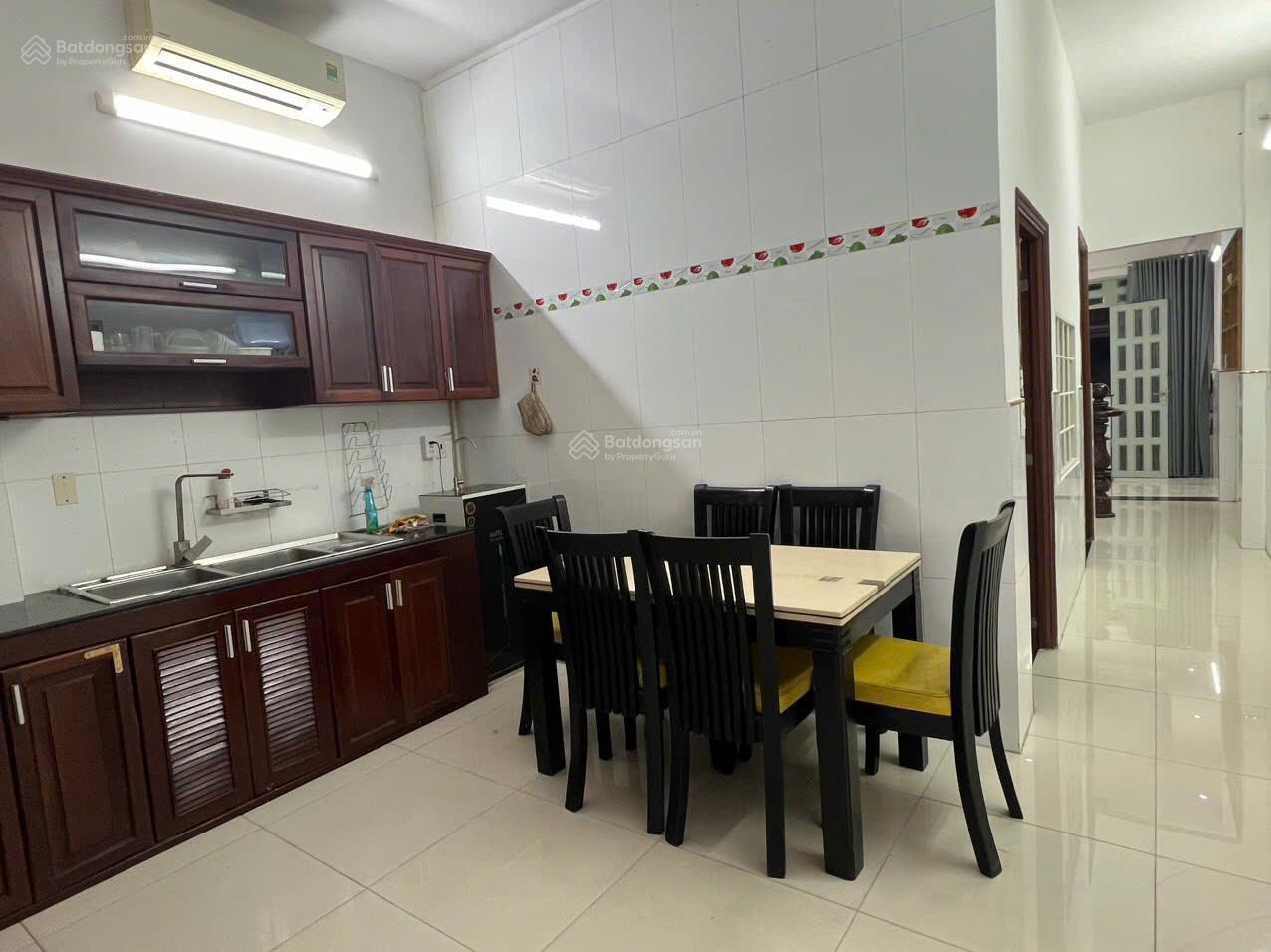 4mx17m nhà 2 lầu sân thượng | chợ Lạc Quang - Trường Chinh | Nhà đẹp