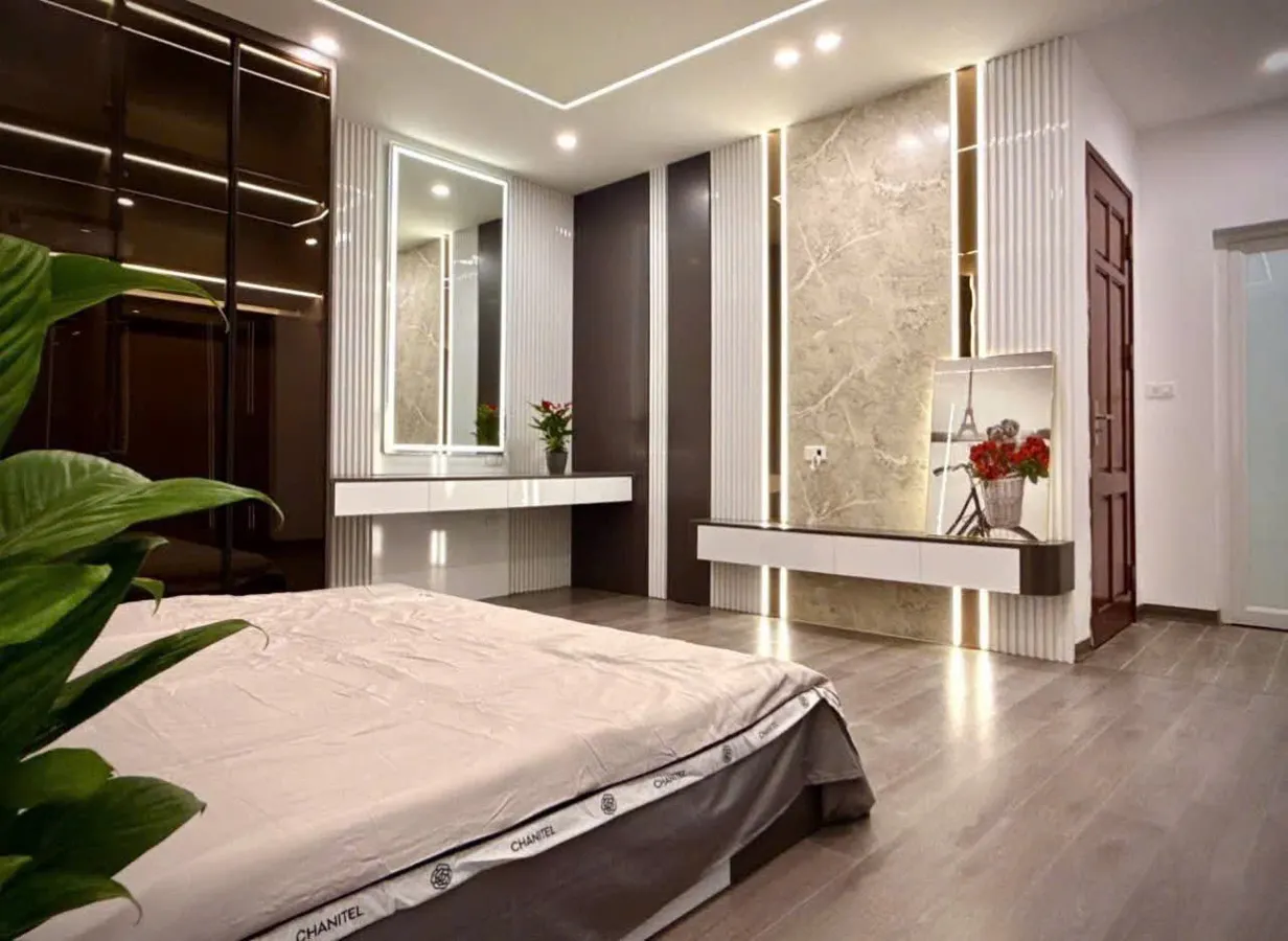 Nhà mới ở luôn, 6 tầng thang máy, 30m ra ôtô tránh Trường Chinh - Lê Trọng Tấn - ĐH Y Hà Nội